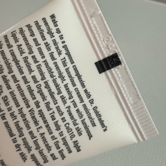 Goldfaden MD wake up call overnight facial treatment - Picture 4 of 5